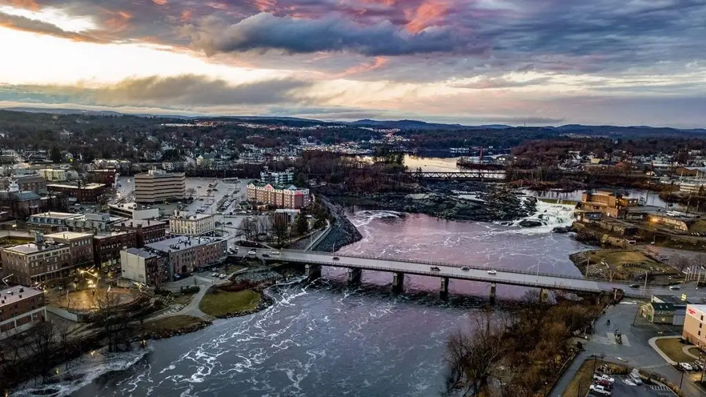 Lewiston-Auburn Maine wedding DJ service overlooking the Androscoggin River