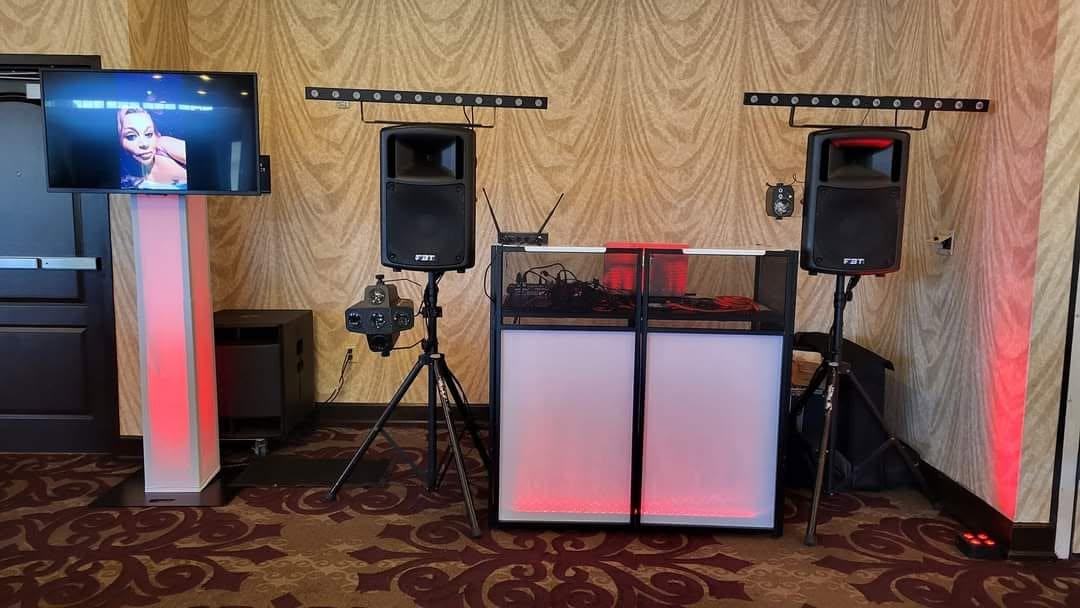 djs in maine with the equipments displayed at an event