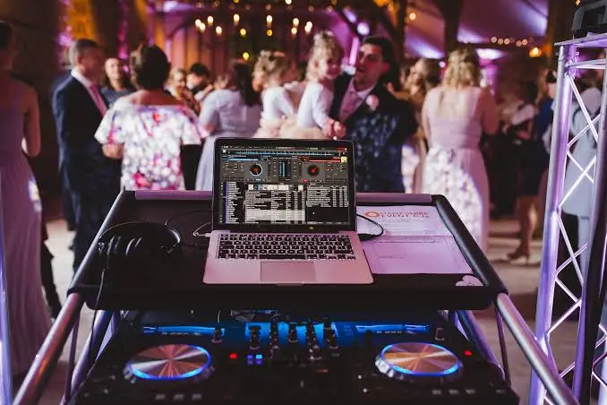 wedding DJ in Maine setup
